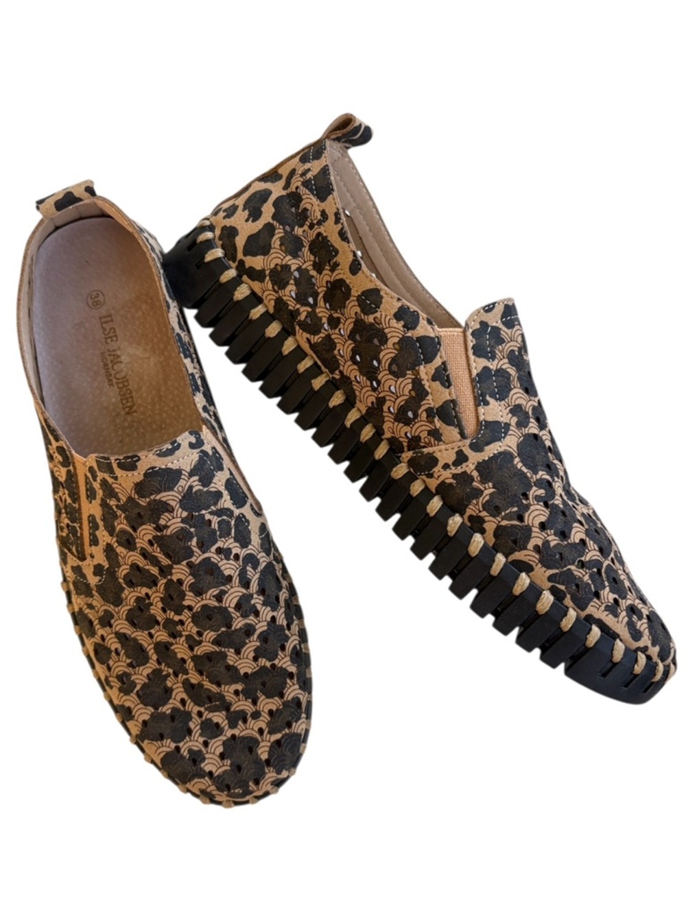 EUC Ilse Jacobsen Tulip Perforated Platform Loafers Tan Black Size 7 - 7.5